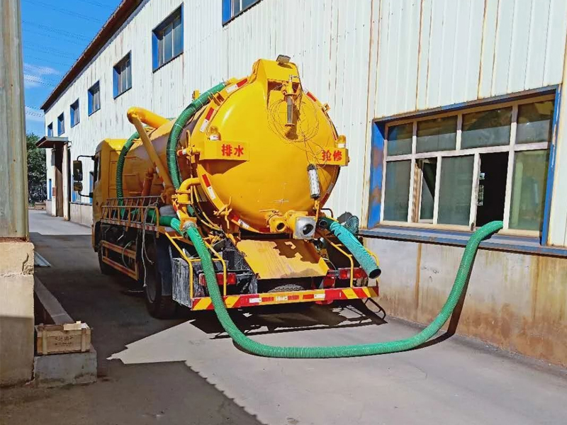 鼓楼厂区化粪池清理